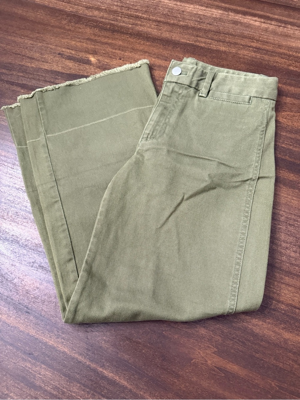 GAP Olive Green Cropped Ankle Pants